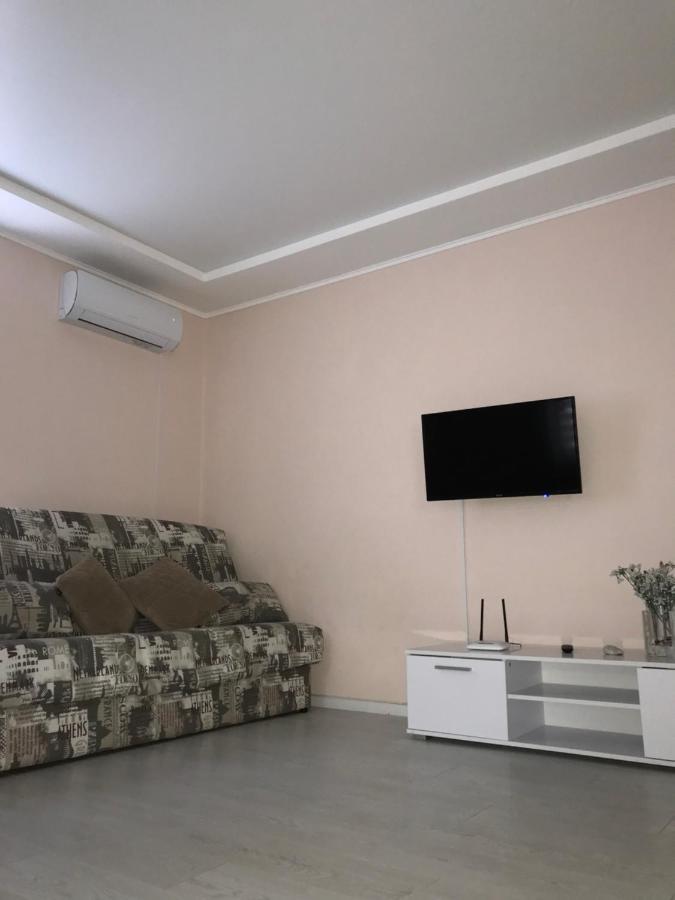 Апартаменти Studio Loft Style Chernihiv Exterior photo